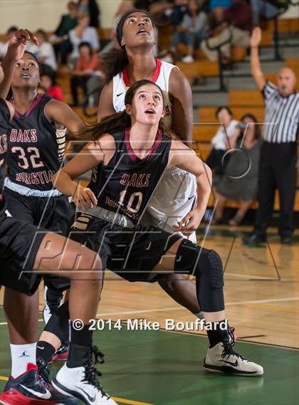Thumbnail 2 in Oaks Christian vs Redondo Union (Santa Barbara Tournament of Champions) photogallery.