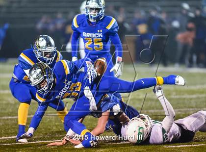 Thumbnail 2 in Brock vs. Wall (UIL 3A Regional Playoff) photogallery.