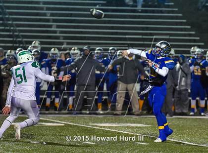 Thumbnail 2 in Brock vs. Wall (UIL 3A Regional Playoff) photogallery.