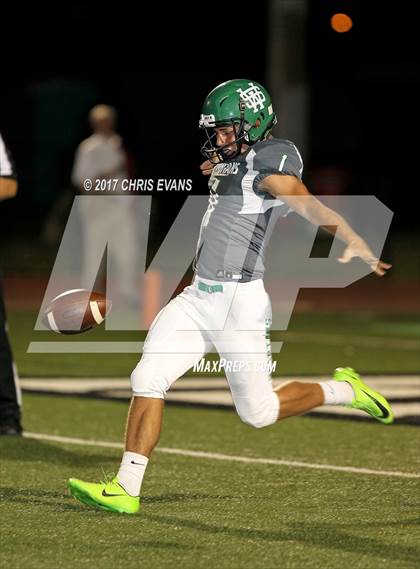Thumbnail 3 in White Station vs. Montgomery Bell Academy photogallery.
