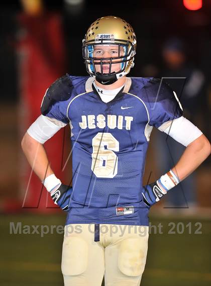 Thumbnail 3 in Dallas Jesuit vs. Longview (UIL 5A Division 2 Area Playoff) photogallery.