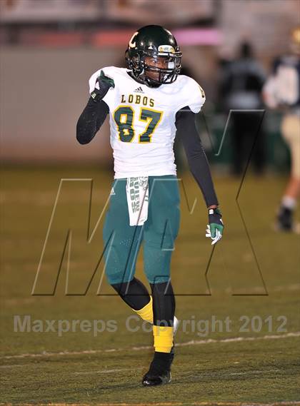 Thumbnail 1 in Dallas Jesuit vs. Longview (UIL 5A Division 2 Area Playoff) photogallery.