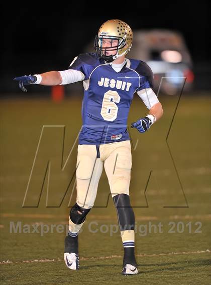 Thumbnail 2 in Dallas Jesuit vs. Longview (UIL 5A Division 2 Area Playoff) photogallery.