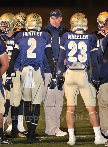 Thumbnail 2 in Dallas Jesuit vs. Longview (UIL 5A Division 2 Area Playoff) photogallery.