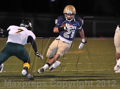 Thumbnail 2 in Dallas Jesuit vs. Longview (UIL 5A Division 2 Area Playoff) photogallery.