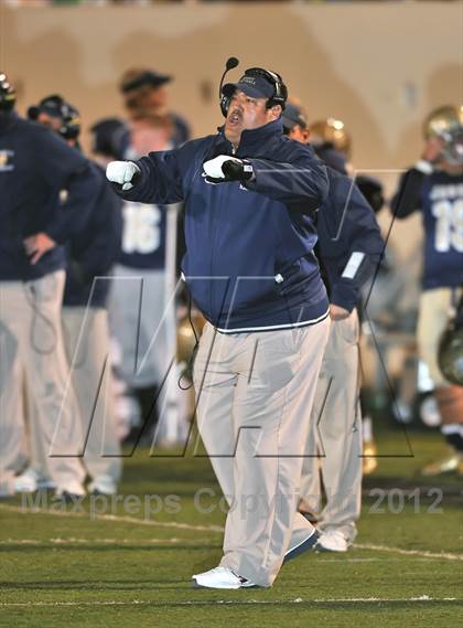 Thumbnail 3 in Dallas Jesuit vs. Longview (UIL 5A Division 2 Area Playoff) photogallery.