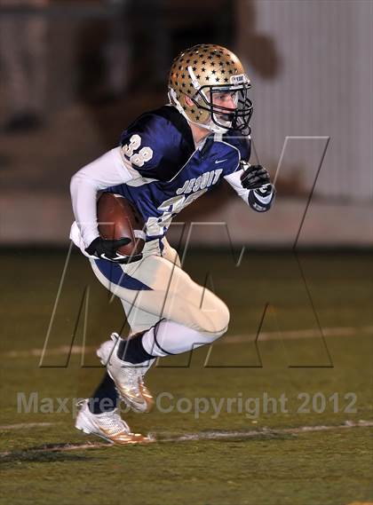Thumbnail 1 in Dallas Jesuit vs. Longview (UIL 5A Division 2 Area Playoff) photogallery.