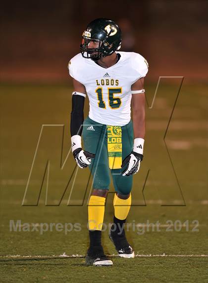 Thumbnail 1 in Dallas Jesuit vs. Longview (UIL 5A Division 2 Area Playoff) photogallery.