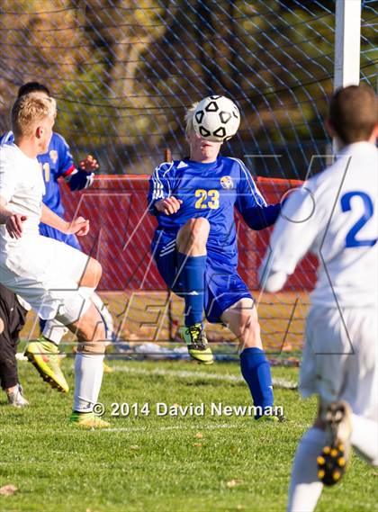 Thumbnail 2 in Newtown @ Glastonbury (CIAC Class LL 1st Round) photogallery.