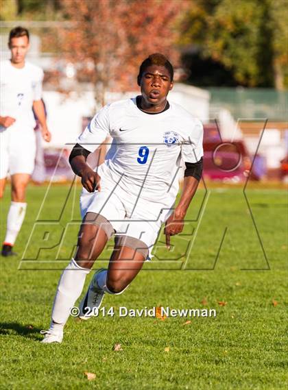 Thumbnail 1 in Newtown @ Glastonbury (CIAC Class LL 1st Round) photogallery.