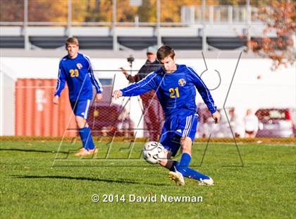 Thumbnail 2 in Newtown @ Glastonbury (CIAC Class LL 1st Round) photogallery.