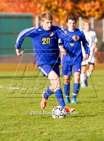 Thumbnail 3 in Newtown @ Glastonbury (CIAC Class LL 1st Round) photogallery.