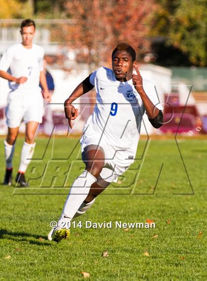 Thumbnail 3 in Newtown @ Glastonbury (CIAC Class LL 1st Round) photogallery.