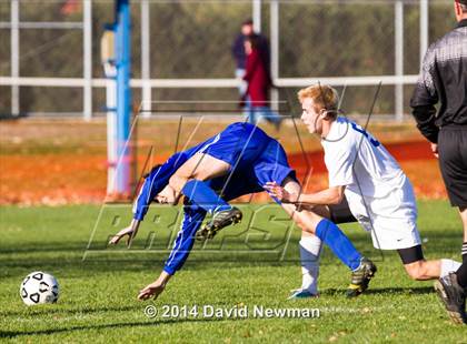 Thumbnail 2 in Newtown @ Glastonbury (CIAC Class LL 1st Round) photogallery.