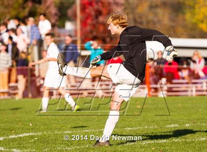 Thumbnail 2 in Newtown @ Glastonbury (CIAC Class LL 1st Round) photogallery.