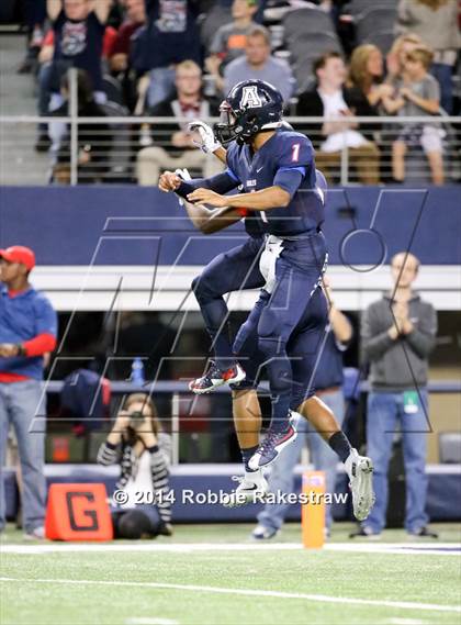 Thumbnail 3 in Allen vs. Cypress Ranch (UIL 6A Division 1 Final) photogallery.