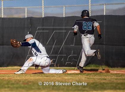 Thumbnail 3 in Onate @ Silver photogallery.