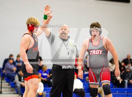 Thumbnail 3 in Brookville High School Meet photogallery.
