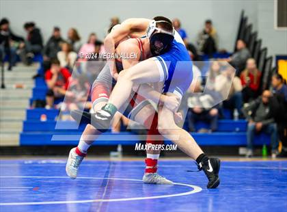 Thumbnail 1 in Brookville High School Meet photogallery.