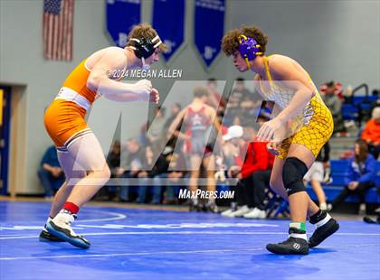 Thumbnail 3 in Brookville High School Meet photogallery.