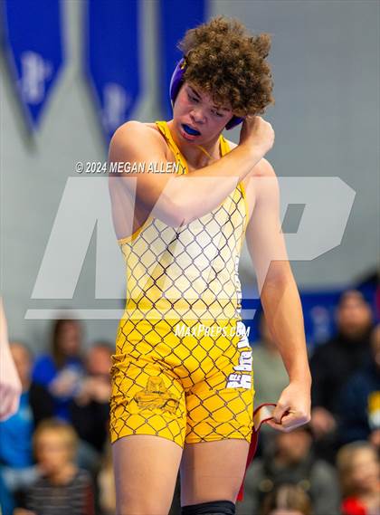 Thumbnail 2 in Brookville High School Meet photogallery.