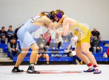 Thumbnail 3 in Brookville High School Meet photogallery.