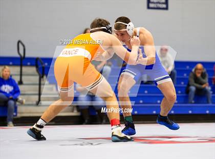 Thumbnail 1 in Brookville High School Meet photogallery.