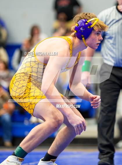 Thumbnail 2 in Brookville High School Meet photogallery.