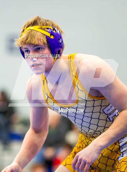 Thumbnail 3 in Brookville High School Meet photogallery.