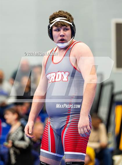 Thumbnail 3 in Brookville High School Meet photogallery.