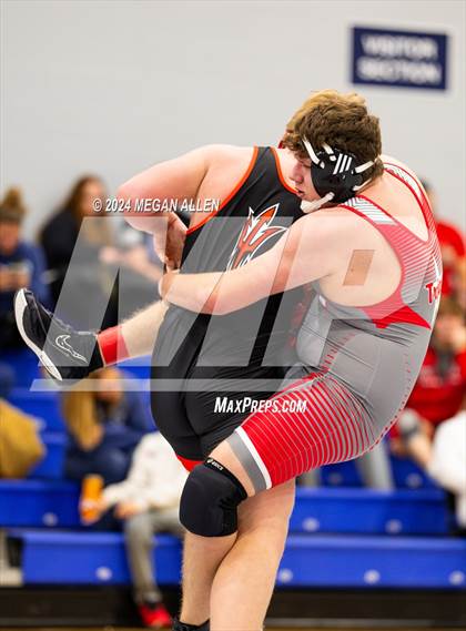 Thumbnail 1 in Brookville High School Meet photogallery.