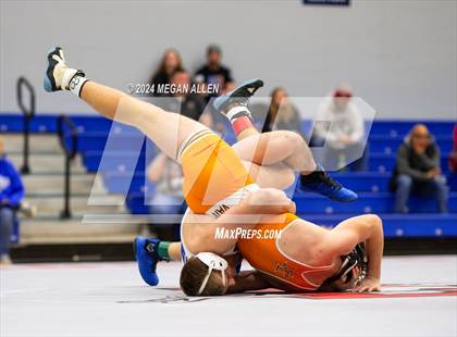 Thumbnail 1 in Brookville High School Meet photogallery.
