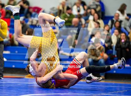 Thumbnail 2 in Brookville High School Meet photogallery.