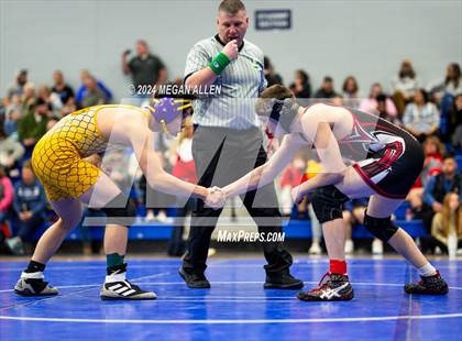 Thumbnail 3 in Brookville High School Meet photogallery.