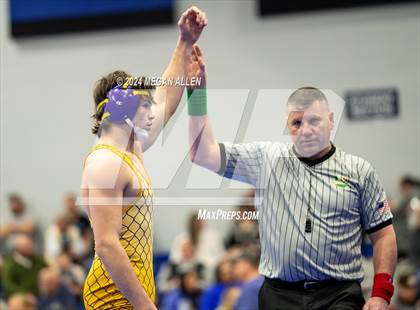 Thumbnail 1 in Brookville High School Meet photogallery.
