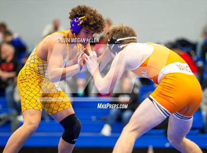 Thumbnail 2 in Brookville High School Meet photogallery.