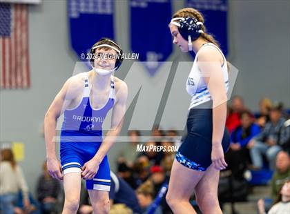 Thumbnail 2 in Brookville High School Meet photogallery.