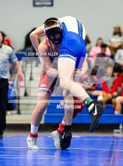 Thumbnail 3 in Brookville High School Meet photogallery.