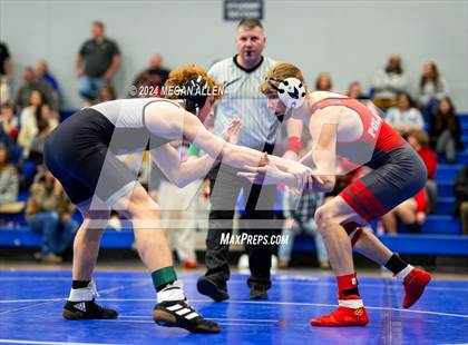 Thumbnail 2 in Brookville High School Meet photogallery.