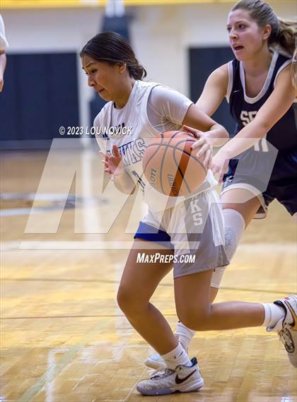 Thumbnail 1 in Santa Fe Prep/Santa Fe Waldorf vs. Laguna Acoma photogallery.