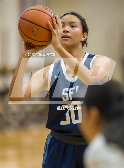 Thumbnail 3 in Santa Fe Prep/Santa Fe Waldorf vs. Laguna Acoma photogallery.