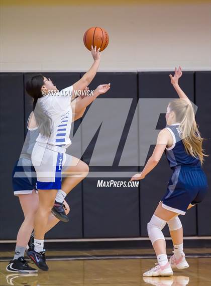 Thumbnail 3 in Santa Fe Prep/Santa Fe Waldorf vs. Laguna Acoma photogallery.