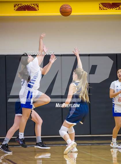 Thumbnail 1 in Santa Fe Prep/Santa Fe Waldorf vs. Laguna Acoma photogallery.
