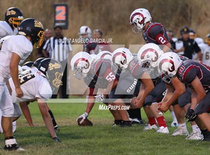 Thumbnail 2 in Delta vs Rio Vista (Bell Game) photogallery.