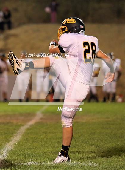 Thumbnail 1 in Delta vs Rio Vista (Bell Game) photogallery.