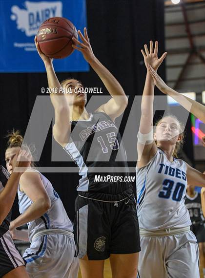 Thumbnail 2 in Garfield vs. Gig Harbor (WIAA 3A Final)  photogallery.
