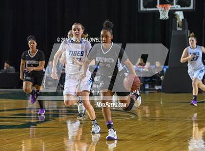Thumbnail 1 in Garfield vs. Gig Harbor (WIAA 3A Final)  photogallery.