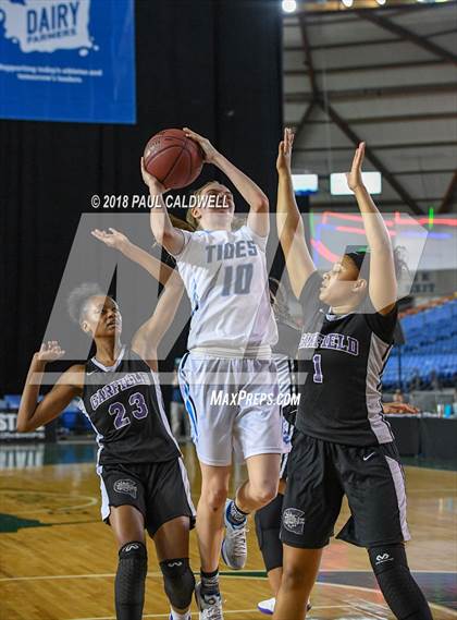 Thumbnail 1 in Garfield vs. Gig Harbor (WIAA 3A Final)  photogallery.