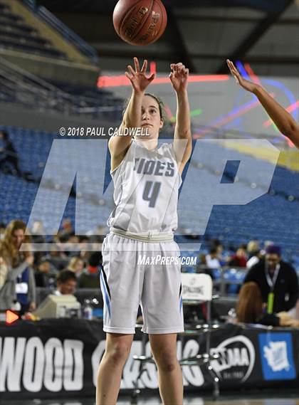 Thumbnail 3 in Garfield vs. Gig Harbor (WIAA 3A Final)  photogallery.