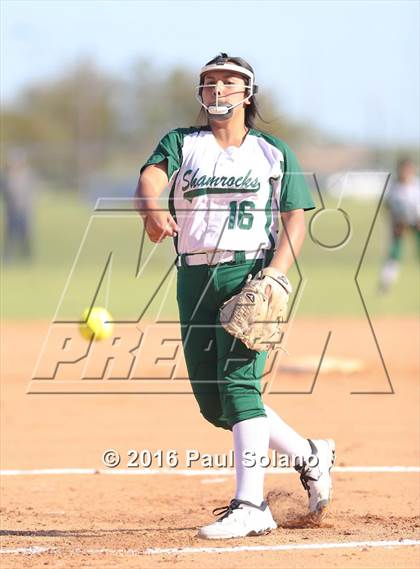 Thumbnail 1 in Incarnate Word @ Holy Cross photogallery.